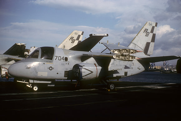 US Navy VS-32 Lockheed S-3B Viking 159768/AB-704 on board USS America (1992)