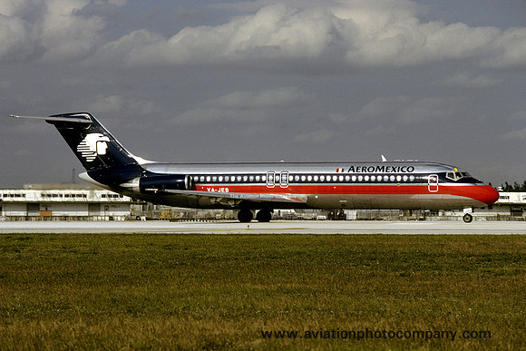 Aeromexico Douglas DC-9-32 XA-JEB (1998)