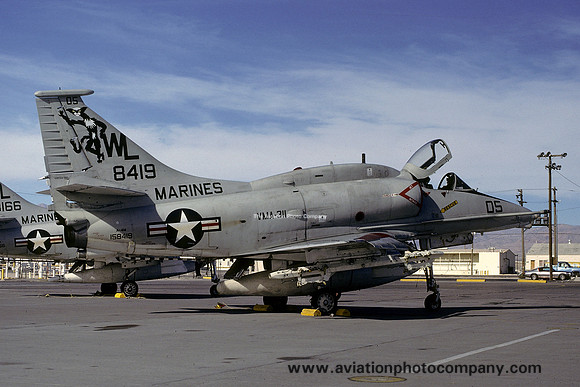 US Marines VMA-311 Douglas A-4M Skyhawk 158419/WL-05 (1979)