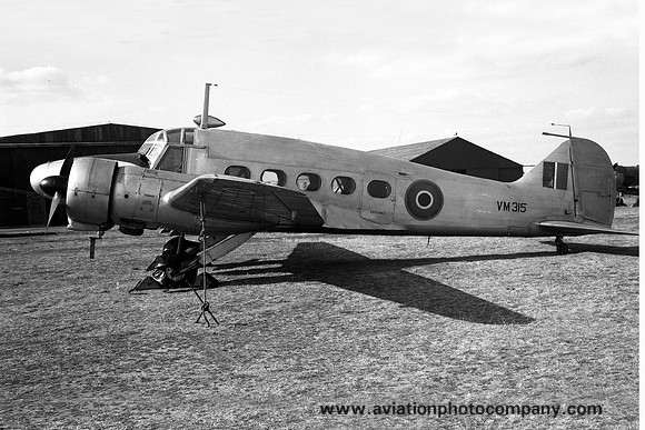 RAF 26 Group Communications Flight Avro Anson C.19 VM315 (1947)
