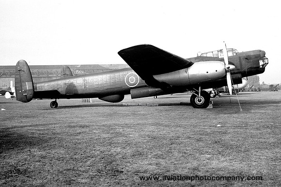 RAF Avro Lincoln B.1 RA706 with Theseus engines (1947)