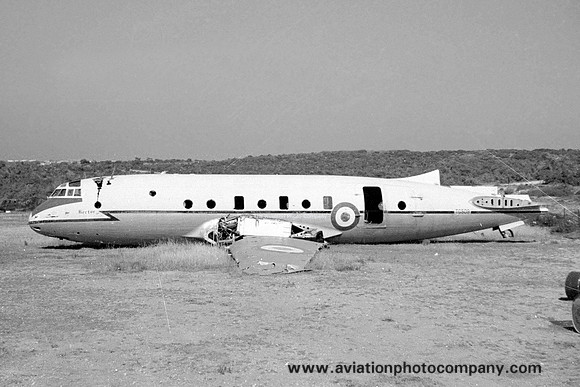 RAF Handley Page Hastings C.1 TG509 dumped at RAF Akrotiri (1970)