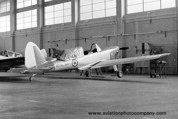 Royal Navy BRNC DHC-1 Chipmunk T.10 WB671/910 (1968)