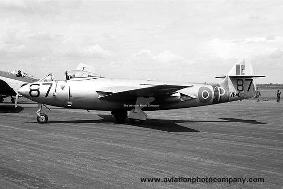 Hawker P.1040 Sea Hawk VP401/87 (1949)