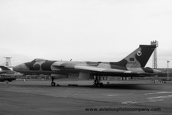 RAF 27 Squadron Avro Vulcan B.2 XH587
