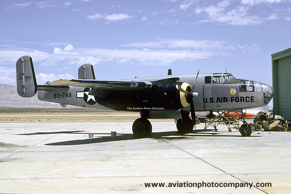 North American TB-25N Mitchell N8195H (ex 44-30748) (1977)