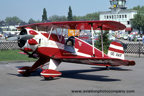Bucker/Doflug Bu.133C Jungmeister OE-AKF (1976)
