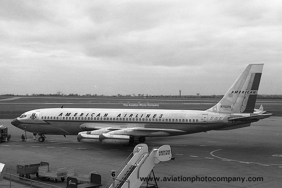 American Airlines Boeing 720-023(B) N7533A (1962)