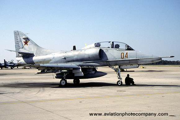 US Navy VC-8 Douglas TA-4J Skyhawk 154342/GF-04 (2000)