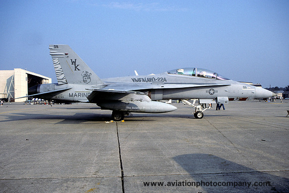 US Marines VMFA(AW)-224 McDonnell Douglas F/A-18D Hornet 164729/WK-00 (2000)