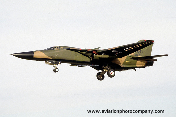 USAF 20 TFW 77 TFS General Dynamics F-111E Aardvark 68-0027/UH
