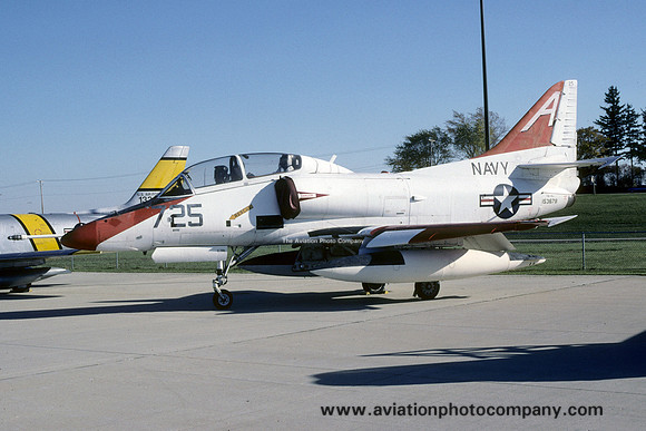 US Navy Douglas TA-4J Skyhawk 153678 at the Aviation Classics Museum (2000)