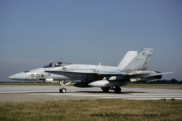 Spanish Air Force Ala 15 McDonnell Douglas EF-18A Hornet C.15-22/15-09 (2002)