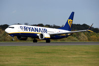 Ryanair/Malta Air Boeing 737-8 9H-VUT at Manchester IAP (2023)