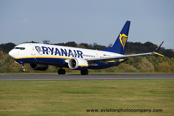 Ryanair/Malta Air Boeing 737-8 9H-VUT at Manchester IAP (2023)