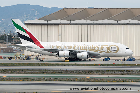 Emirates Airbus A380-842 A6-EUU at Los Angeles IAP (2022)