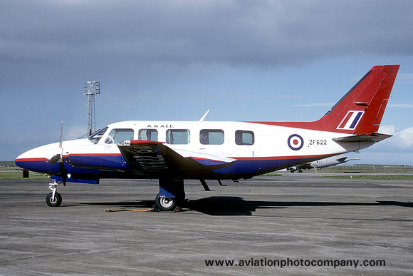 A&AEE Piper PA-31 Navajo ZF622 (1993)