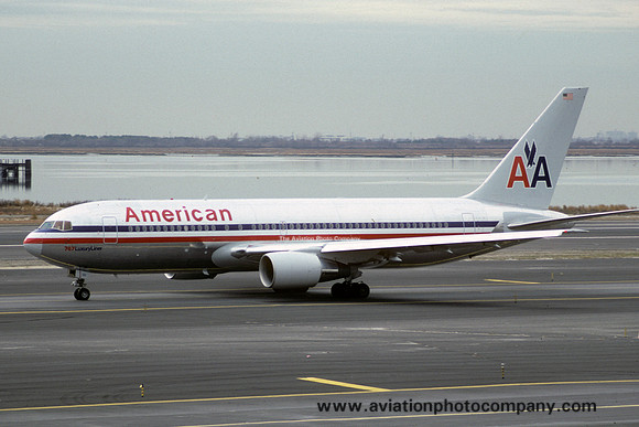 American Airlines Boeing 767-200 N301AA (1983)