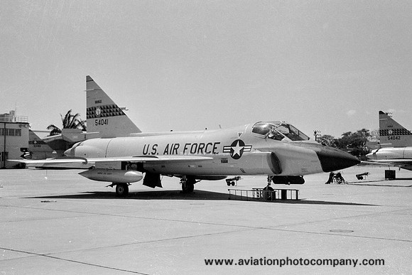 USAF Hawaii ANG 199 FIS Convair TF-102A Delta Dagger 55-4041 (1973)
