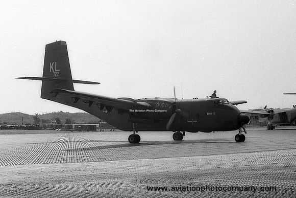 USAF 483 TAW 536 TAS DHC-4 C-7B Caribou 63-9722 (1969)