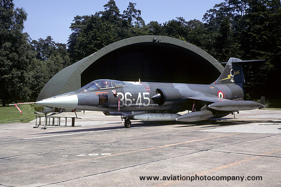Italian Air Force 36 Stormo Lockheed F-104S Starfighter MM6748/36-45 (1981)