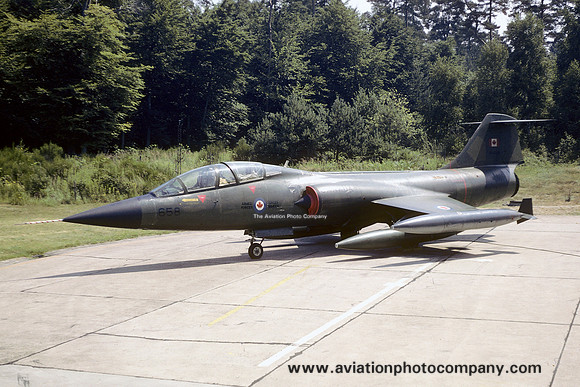 Canadian Air Force 1 CAG Lockheed CF-104D Starfighter 104658 (1981)