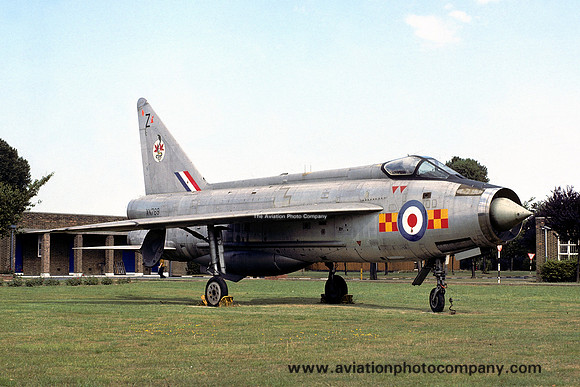 RAF 92 Squadron English Electric Lightning F.2 XN769/Z displayed at RAF Leconfield (1976)