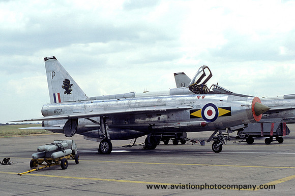 RAF 11 Squadron English Electric Lightning F.3 XP737/P (1976)