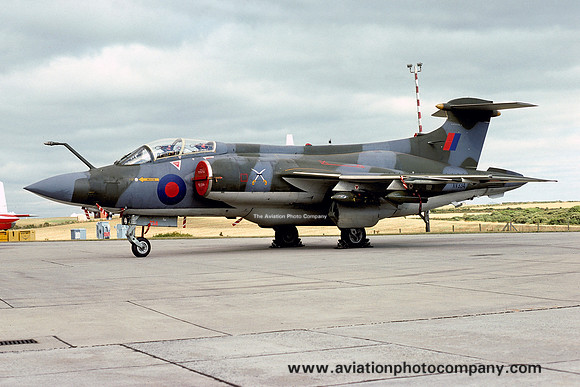 RAF 237 OCU Blackburn Buccaneer S.2 XV334 (1976)