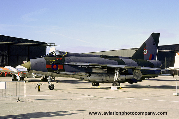 RAF 5 Squadron English Electric Lightning F.6 XR760/G (1976)
