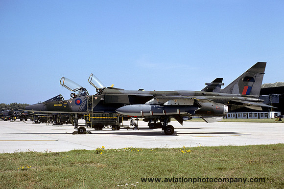 RAF Sepecat Jaguar T.2 XX847 (1976)