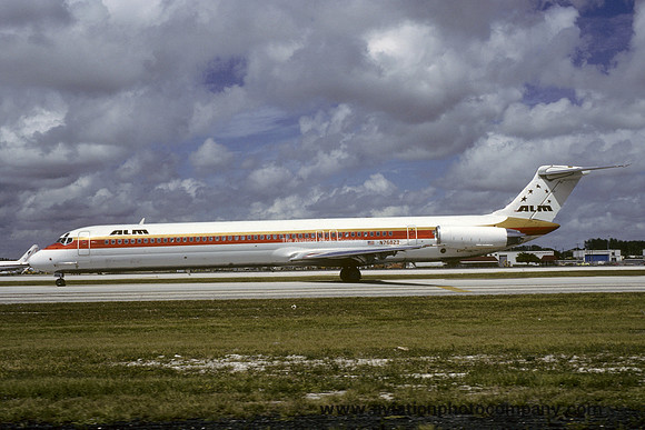 ALM Antillean Airlines McDonnell Douglas MD-82 N76823 (1988)
