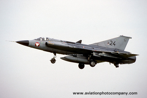 Austrian Air Force SAAB Draken J-35Oe 24 (1995)