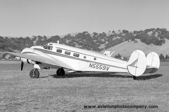 Beech D18S N5559V (1971)