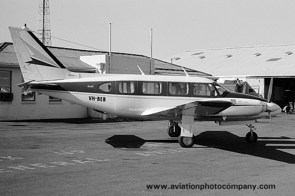 Piper PA-31-310 Navajo VH-BEB (1971)