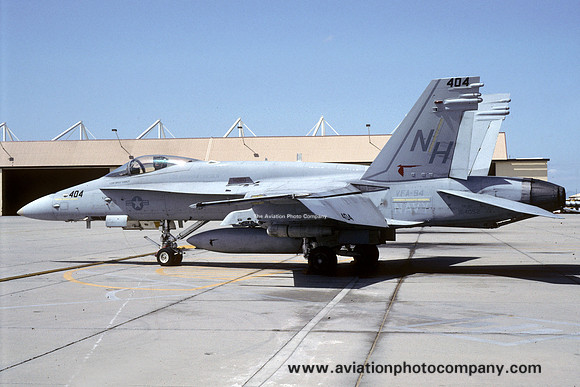 US Navy VFA-94 McDonnell Douglas F/A-18C Hornet 164052/NH-404 (1992)