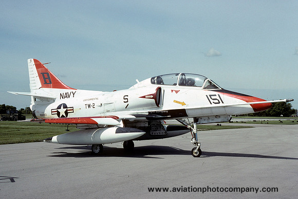 US Navy TW-2 Douglas TA-4J Skyhawk 155083/B-151 (1993)