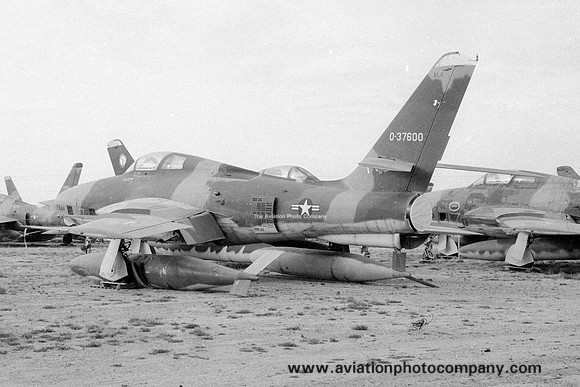 USAF Alabama ANG 106 TRS Republic RF-84F Thunderflash 53-7600 at MASDC Davis Monthan (1972)