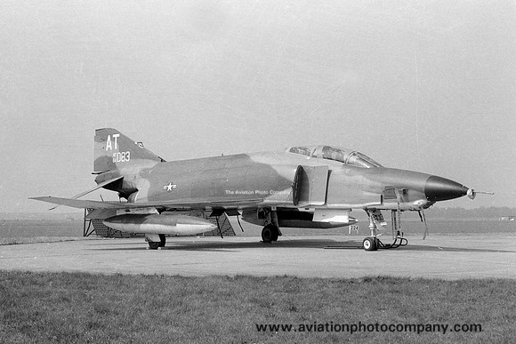 USAF 10 TRW 32 TRS McDonnell RF-4C Phantom 64-1083/AT (1970)