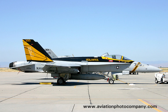 US Navy VFA-151 McDonnell Douglas F/A-18E Super Hornet 164696/NE-300 (2009)