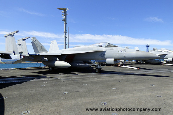 US Navy VFA-14 McDonnell Douglas F/A-18E Super Hornet 168915/NG-205 on board USS John C. Stennis in Marseilles Harbour (2019)