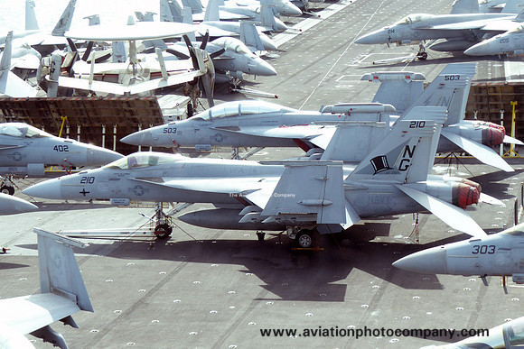 US Navy VFA-14 McDonnell Douglas F/A-18E Super Hornet 168481/NG-210 on board USS John C. Stennis in Marseilles Harbour (2019)