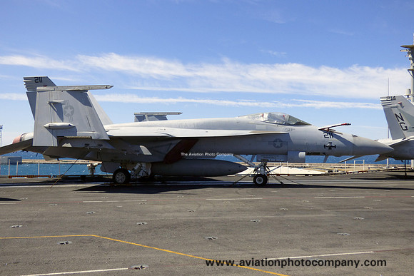 US Navy VFA-14 McDonnell Douglas F/A-18E Super Hornet 168482/NG-211 on board USS John C. Stennis in Marseilles Harbour (2019)