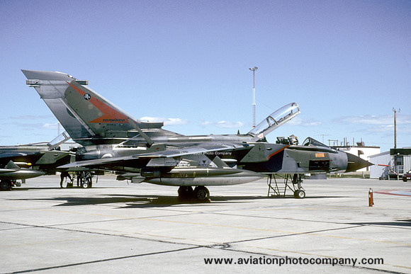 Italian Air Force 6 Stormo Panavia Tornado MM7042/6-22 (1995)