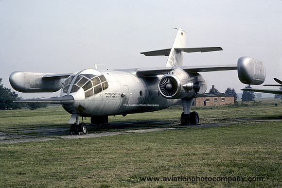 West German Air Force Dornier Do31E D-9530 (1982)