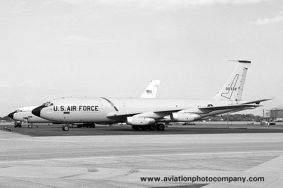 USAF 320 BW Boeing KC-135A Stratotanker 60-0332 at Offutt AFB (1982)