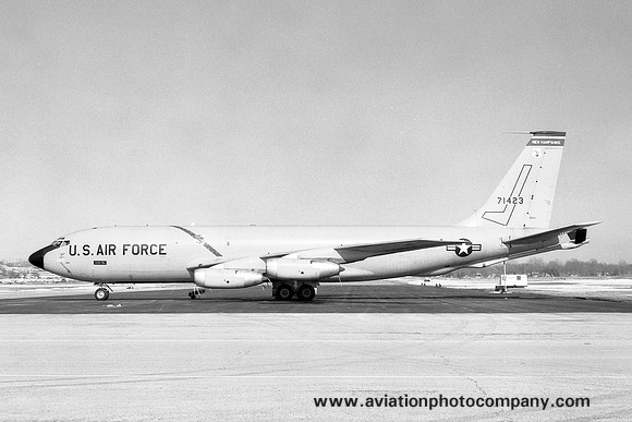 USAF New Hampshire ANG Boeing KC-135A Stratotanker 57-1423 at Offutt AFB (1983)
