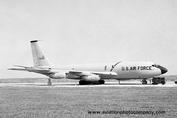 USAF 92 BW Boeing KC-135A Stratotanker 57-1435 at Offutt AFB (1983)