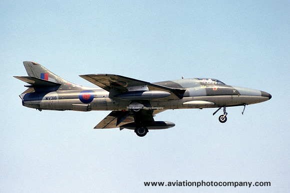 RAF 237 OCU Hawker Hunter T.7 WV318 (1976)