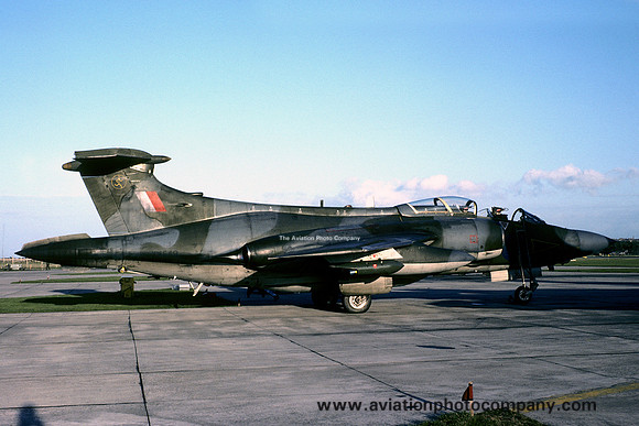 RAF 16 Squadron Blackburn Buccaneer S.2B XW549/X (1976)